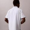 Klassisches Button-Down-Hemd aus Cotton Stretch-Baumwolle Klassisches Button-Down-Hemd aus Cotton Stretch-Baumwolle