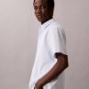Klassisches Button-Down-Hemd aus Cotton Stretch-Baumwolle Klassisches Button-Down-Hemd aus Cotton Stretch-Baumwolle