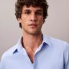 Klassisches Button-Down-Hemd aus gewaschenem Popeline Klassisches Button-Down-Hemd aus gewaschenem Popeline