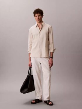 Klassisches Button-Down-Hemd aus Leinen und Baumwolle