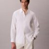 Klassisches Button-Down-Hemd aus Leinen und Baumwolle Klassisches Button-Down-Hemd aus Leinen und Baumwolle