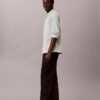Klassisches Button-Down-Hemd aus Leinen und Baumwolle Klassisches Button-Down-Hemd aus Leinen und Baumwolle