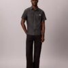 Klassisches Chambray-Hemd mit Knopfleiste Klassisches Chambray-Hemd mit Knopfleiste