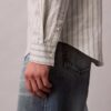 Klassisches gestreiftes Oxford-Hemd mit Knopfleiste Klassisches gestreiftes Oxford-Hemd mit Knopfleiste