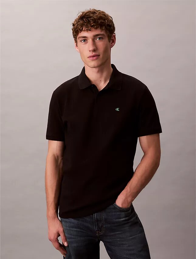 Klassisches Polohemd aus Baumwollpiqué Klassisches Polohemd aus Baumwollpiqué