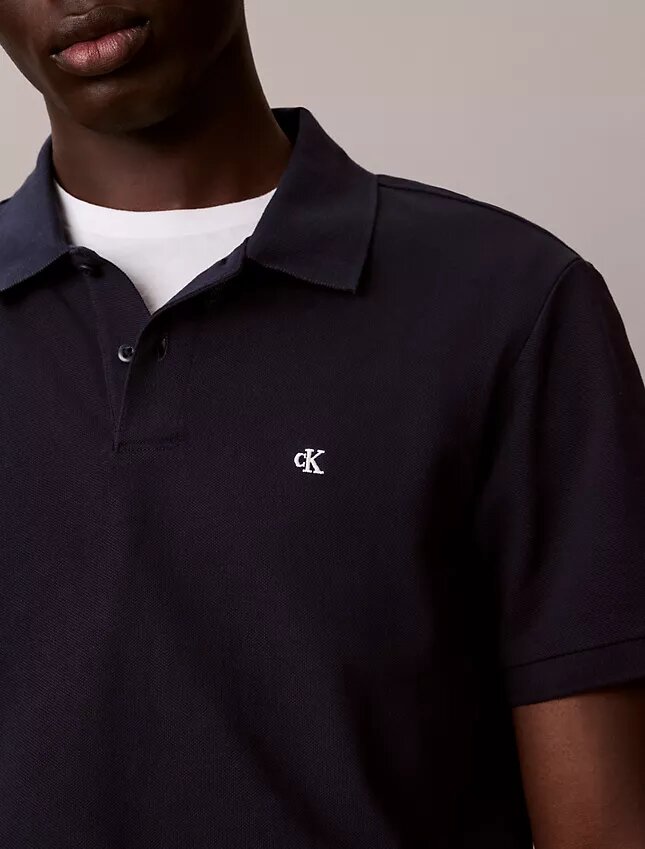 Klassisches Polohemd aus Baumwollpiqué Klassisches Polohemd aus Baumwollpiqué