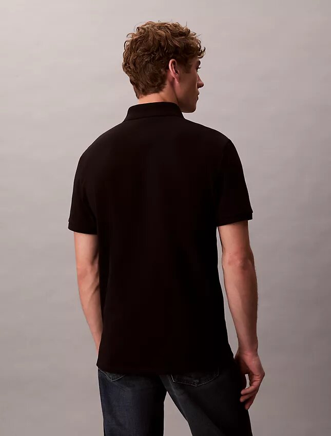 Klassisches Polohemd aus Baumwollpiqué Klassisches Polohemd aus Baumwollpiqué