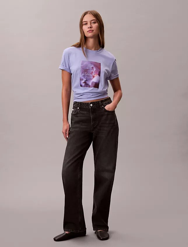 Klassisches T-Shirt mit Blumen-Logo-Grafik Klassisches T-Shirt mit Blumen-Logo-Grafik