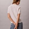 Klassisches T-Shirt mit Blumenprint Klassisches T-Shirt mit Blumenprint