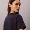 Klassisches T-Shirt mit Blumenprint Klassisches T-Shirt mit Blumenprint