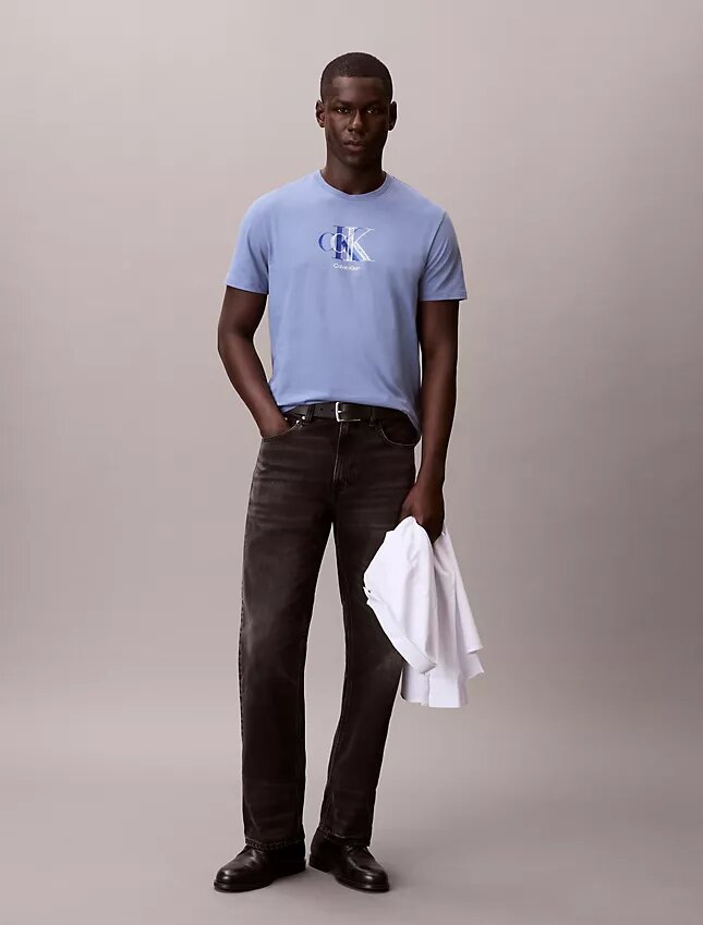 Klassisches T-Shirt mit doppeltem Monogram-Print Klassisches T-Shirt mit doppeltem Monogram-Print