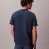 Klassisches T-Shirt mit geprägtem Logo