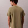 Klassisches T-Shirt mit kleinem Schriftzug-Logo
