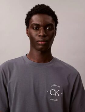 Klassisches T-Shirt mit Logo-Kreis-Grafik Klassisches T-Shirt mit Logo-Kreis-Grafik