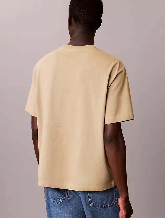 Klassisches T-Shirt mit Rundhalsausschnitt und Logo-Grafik in verwaschener Optik Klassisches T-Shirt mit Rundhalsausschnitt und Logo-Grafik in verwaschener Optik