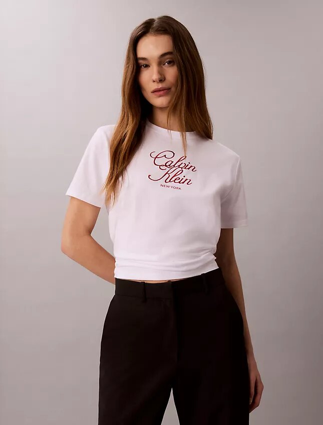 Klassisches T-Shirt mit Schriftzug-Logo Klassisches T-Shirt mit Schriftzug-Logo