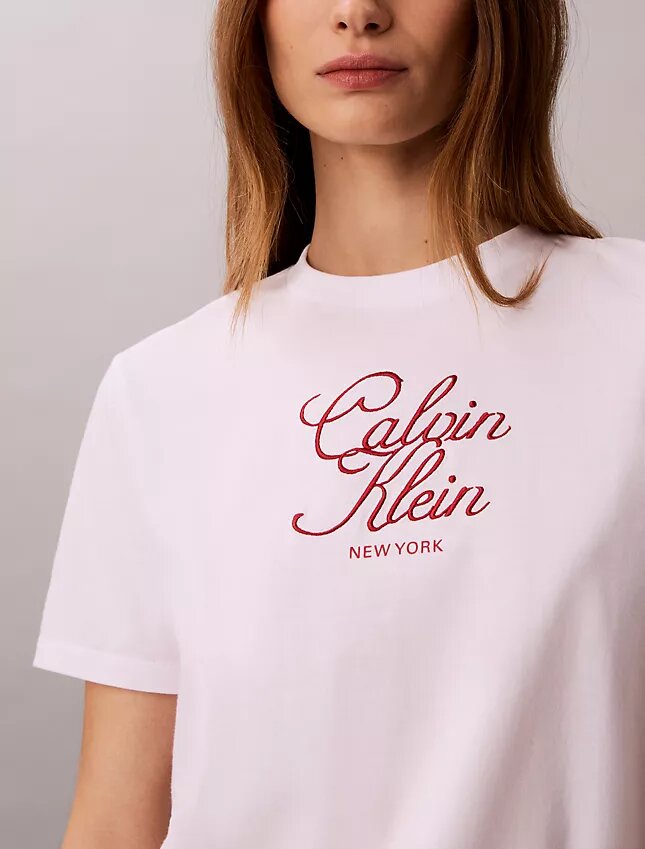 Klassisches T-Shirt mit Schriftzug-Logo Klassisches T-Shirt mit Schriftzug-Logo