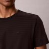 Klassisches T-Shirt mit Streifen