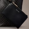 Kleine Beuteltasche mit durchgehendem Emblem-Logo und Beutel Kleine Beuteltasche mit durchgehendem Emblem-Logo und Beutel