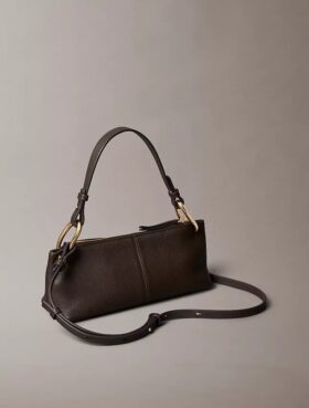 Kleine, lässige, wandelbare Ledertasche