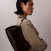 Kleine Schultertasche mit Kieselstein-Plissee Kleine Schultertasche mit Kieselstein-Plissee