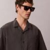 Kultige Monogram-Sonnenbrille in modifizierter Rechteckform Kultige Monogram-Sonnenbrille in modifizierter Rechteckform