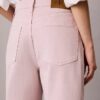 Kurze Jeans mit weitem Bein