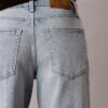 Kurze Jeans mit weitem Bein