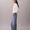Kurze Jeans mit weitem Bein