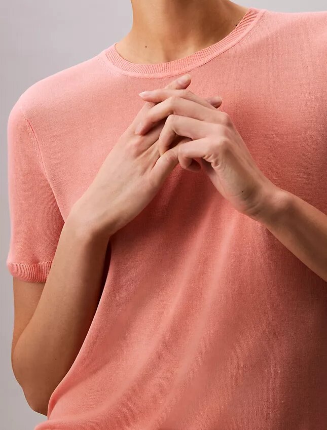 Kurzärmeliger Pullover aus Viskose Kurzärmeliger Pullover aus Viskose
