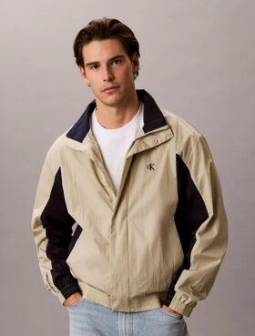 Leichte Nylon-Windjacke im Colorblock-Design