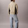 Leichte Nylon-Windjacke im Colorblock-Design Leichte Nylon-Windjacke im Colorblock-Design