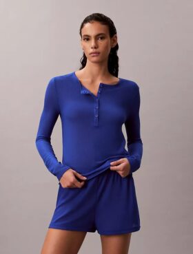 Leichtes Henley-T-Shirt mit Waffelstruktur