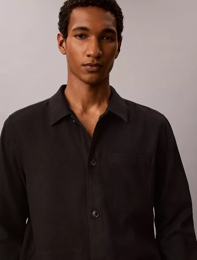 Leichtes Overshirt aus Leinenmischung Leichtes Overshirt aus Leinenmischung