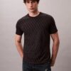 Liquid Touch Allover-Monogram-Klassik-T-Shirt Liquid Touch Allover-Monogram-Klassik-T-Shirt