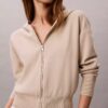 Locker sitzender Strick-Hoodie Locker sitzender Strick-Hoodie