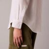 Locker sitzendes Button-Down-Hemd aus Leinenmischung Locker sitzendes Button-Down-Hemd aus Leinenmischung