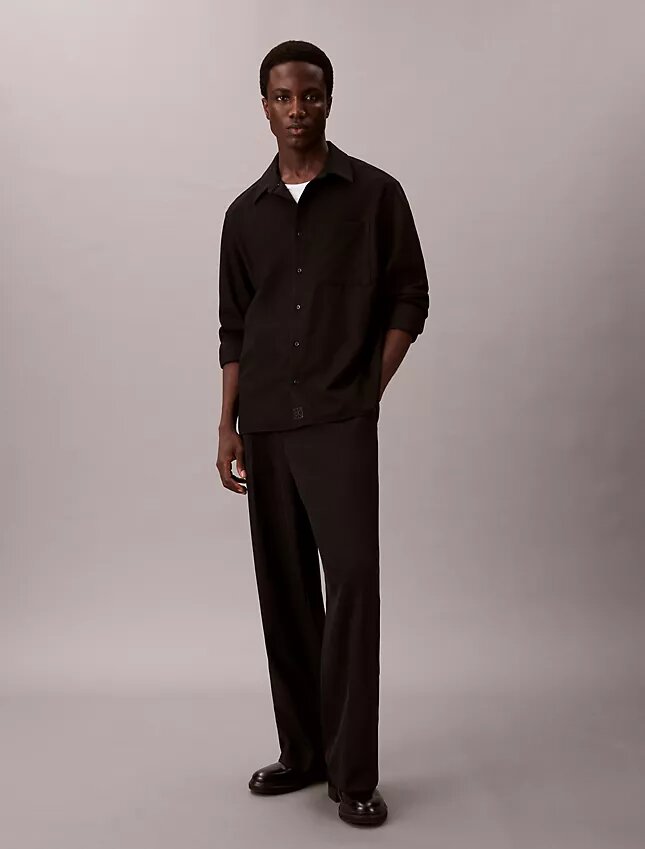 Locker sitzendes Button-Down-Hemd aus Wollmischung Locker sitzendes Button-Down-Hemd aus Wollmischung