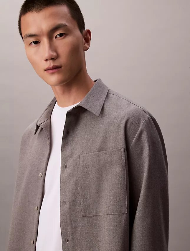 Locker sitzendes Button-Down-Hemd aus Wollmischung Locker sitzendes Button-Down-Hemd aus Wollmischung