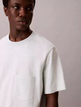 Locker sitzendes T-Shirt aus Baumwollmischung