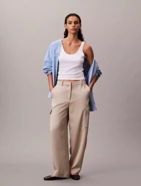 Lässige Cargo-Hose aus Satin-Twill