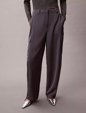 Lässige Cargo-Hose aus Satin-Twill
