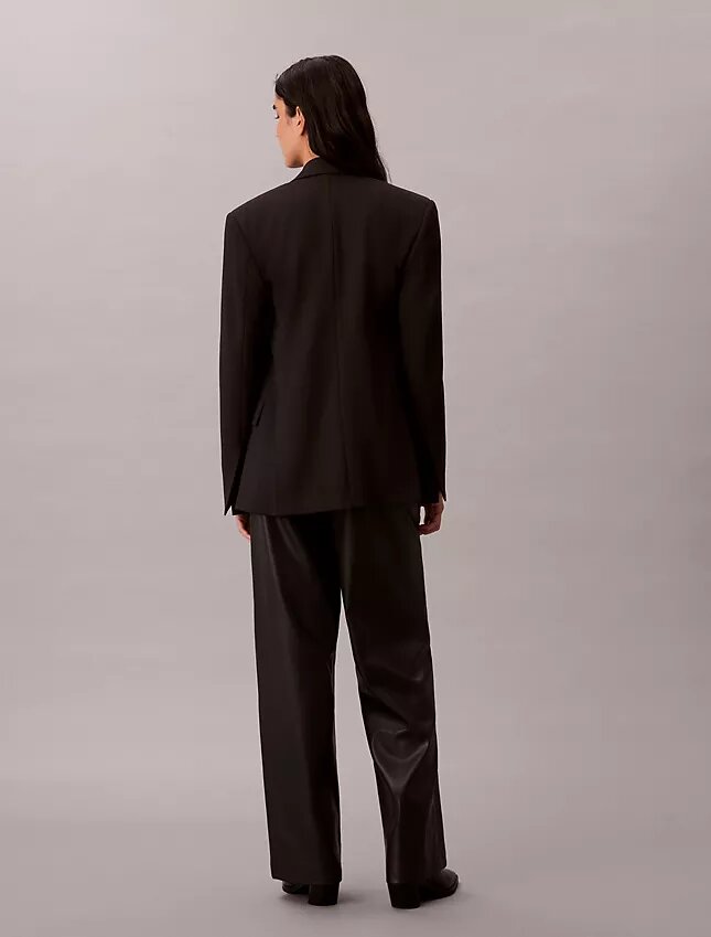 Lässige Hose aus Kunstleder Lässige Hose aus Kunstleder