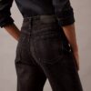 Lässige Jeans aus Baumwolle und Kaschmir Lässige Jeans aus Baumwolle und Kaschmir