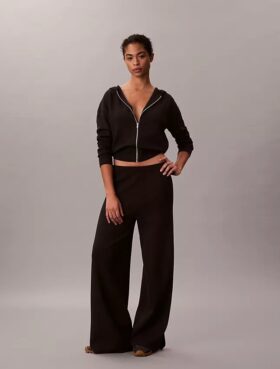 Lässige Strickhose mit weitem Bein