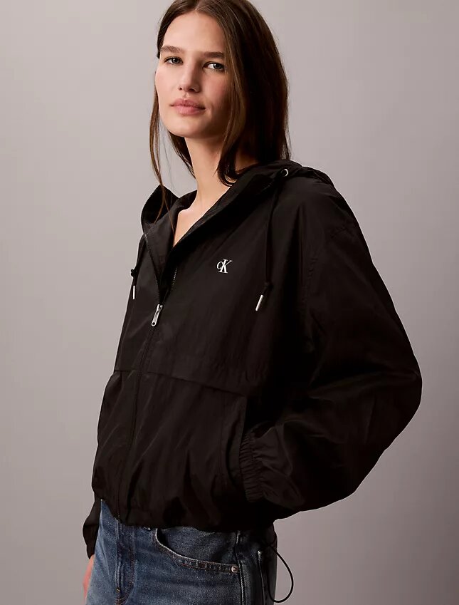 Lässige Windjacke aus Nylon Lässige Windjacke aus Nylon