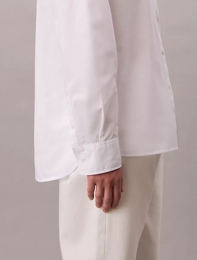 Lässiges Button-Down-Hemd aus Baumwollpopeline Lässiges Button-Down-Hemd aus Baumwollpopeline