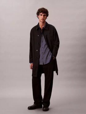 Lässiges Button-Down-Hemd aus gestreifter Viskosemischung