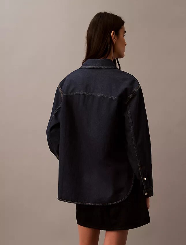 Lässiges Denim-Hemd mit Knopfleiste Lässiges Denim-Hemd mit Knopfleiste