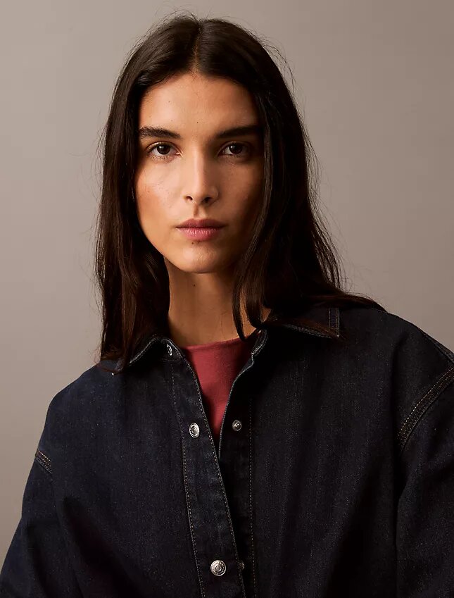 Lässiges Denim-Hemd mit Knopfleiste Lässiges Denim-Hemd mit Knopfleiste